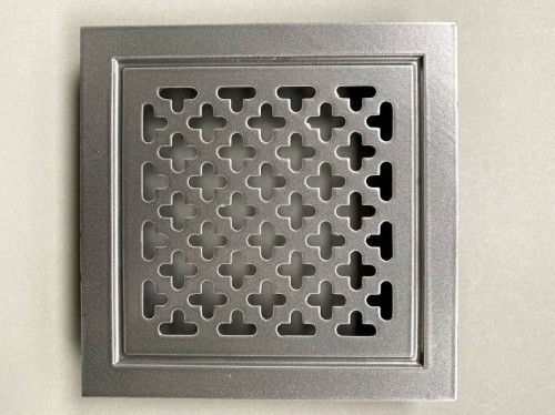 Kratka retro, kwadratowa 14x14 - srebrna, krzyżyk